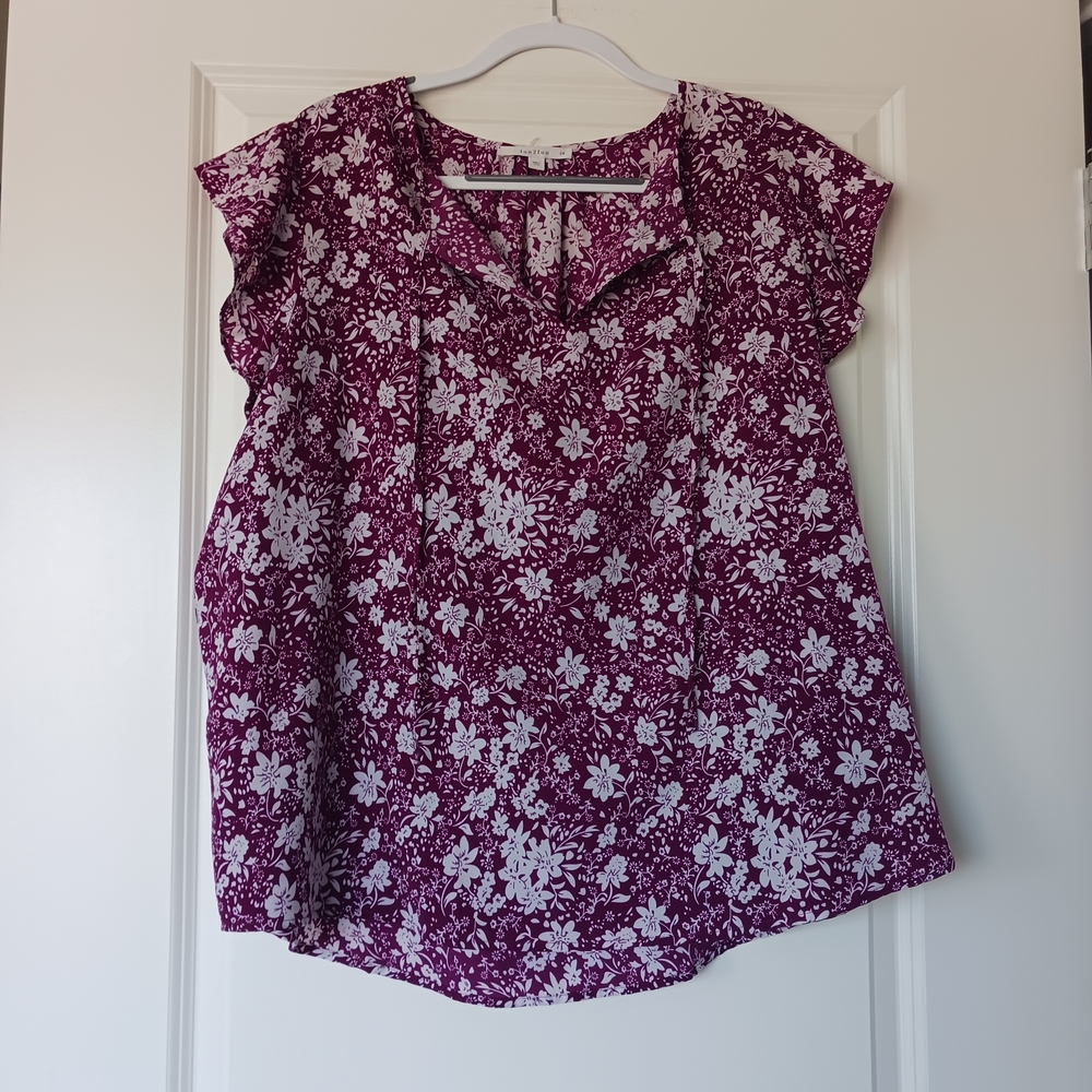 Fun 2 Fun Purple and White Floral Blouse
